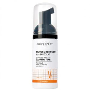 Novexpert valomosios putos veidui su vitaminu C 40 ml pakuotė natūraliai odos priežiūrai